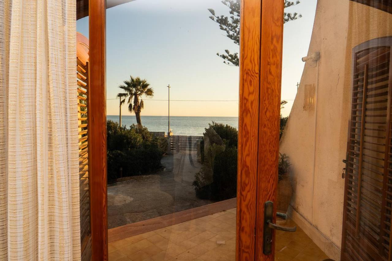 Villa {beach-house } Mare Fuori Mazara del Vallo