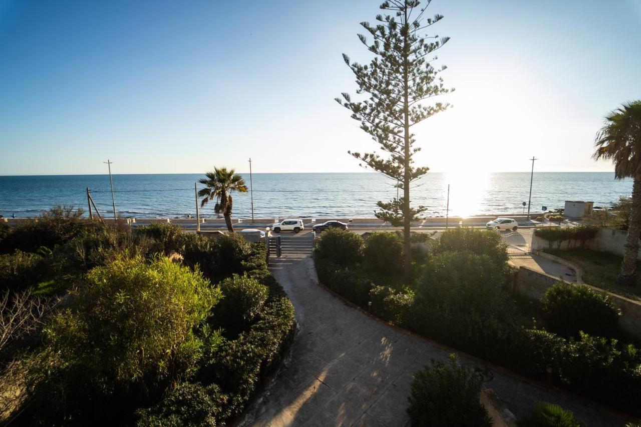 Villa {beach-house } Mare Fuori Mazara del Vallo