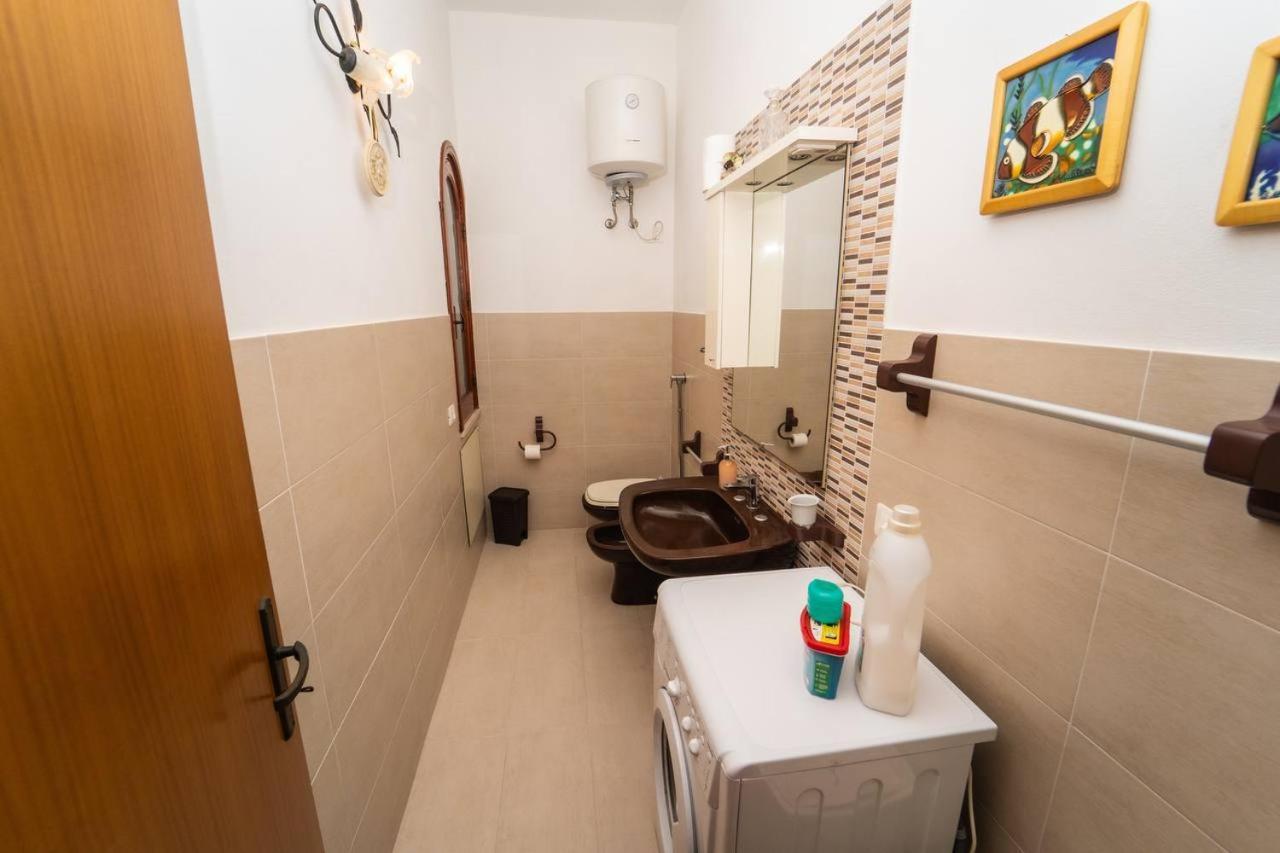 {beach-house } Mare Fuori